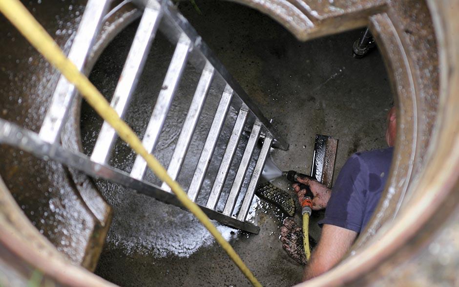 déboucher canalisations wc Méréville